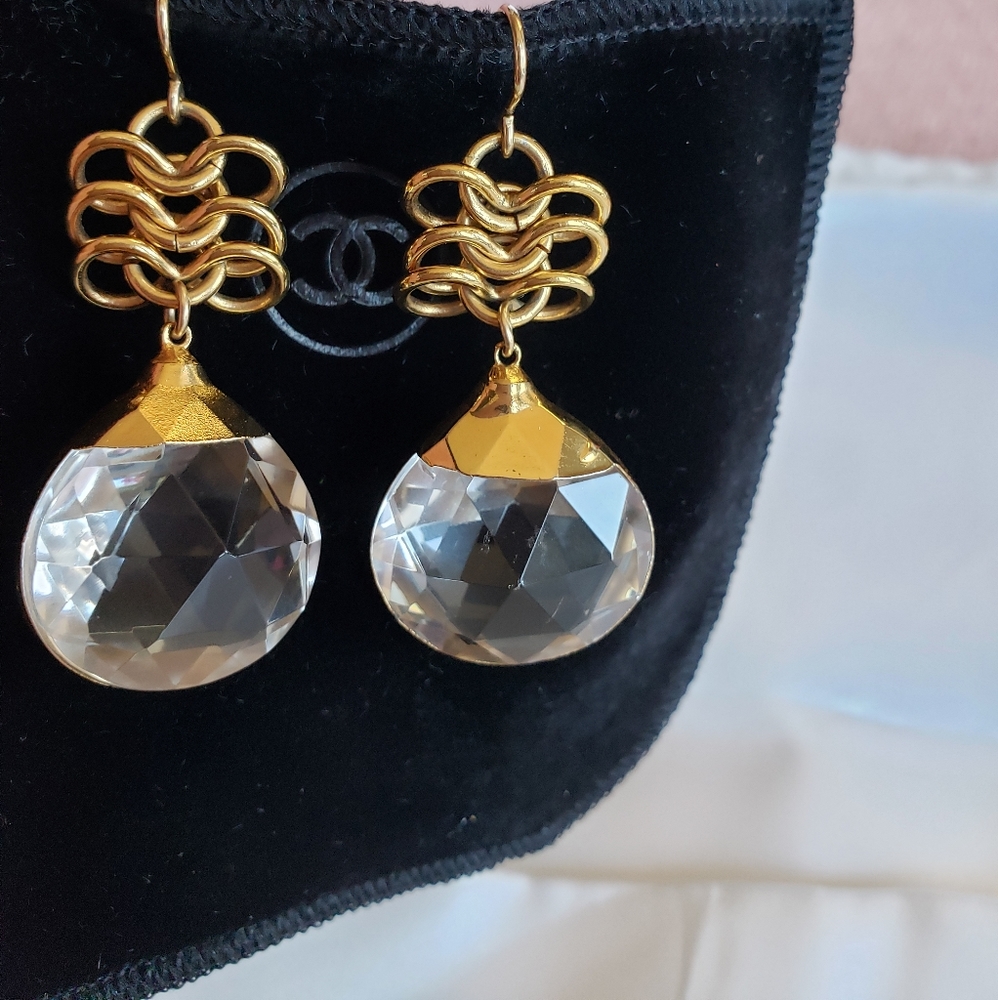 Vivian Tamayo quartz earrings